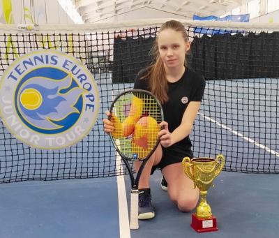 Александра Карабанова